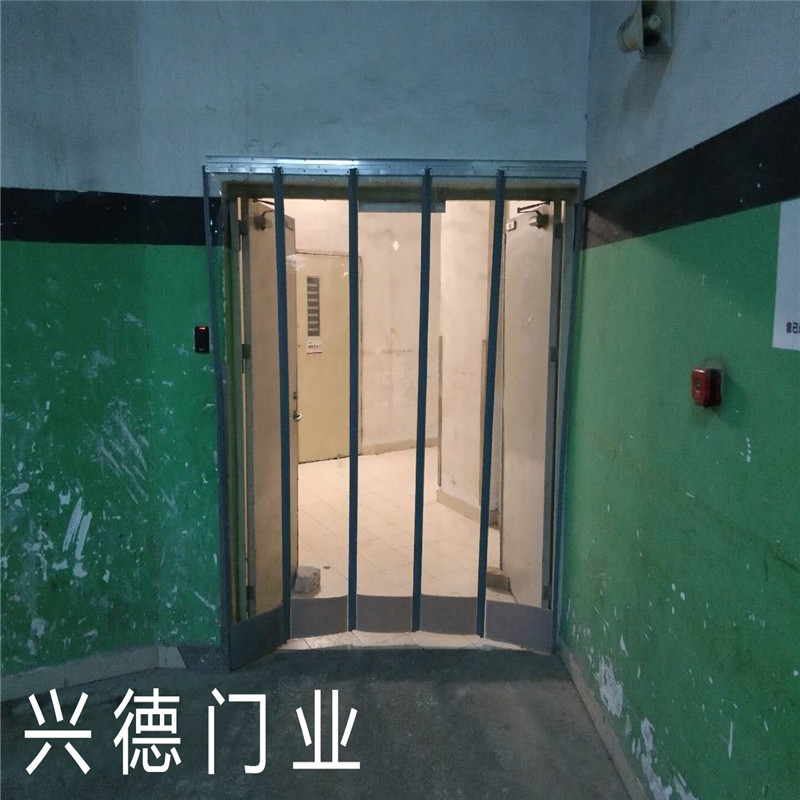 佛山市透明自吸空調門簾特點